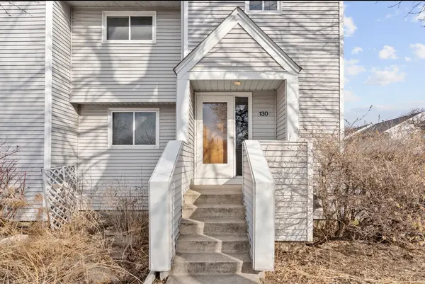 130 W 43rd ST, Minneapolis, MN 55409