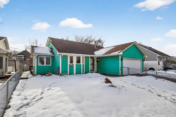 374 Rose AVE E, Saint Paul, MN 55130
