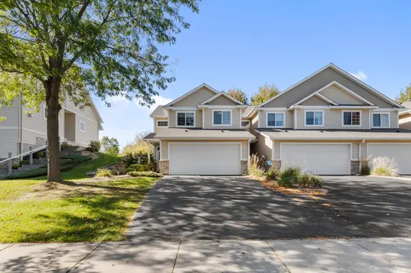 2414 Elianna DR, Northfield, MN 55057