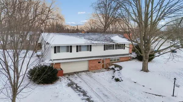2120 Aquila AVE N, Golden Valley, MN 55427