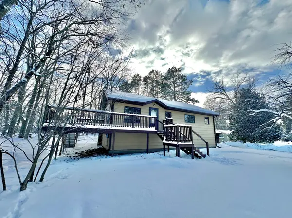 209 Lakeshore DR W,  Hackensack,  MN 56452