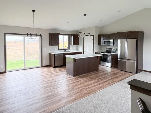 8733 90th AVE, Milaca, MN 56353