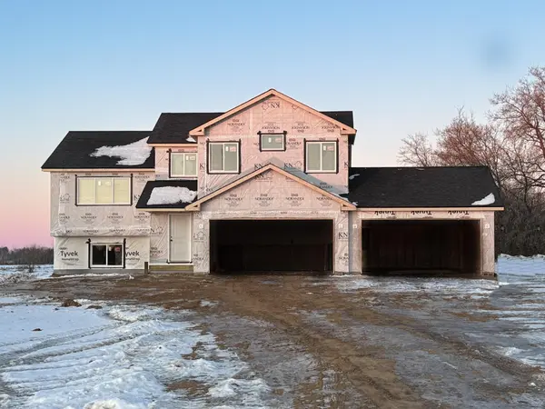 8733 90th AVE, Milaca, MN 56353