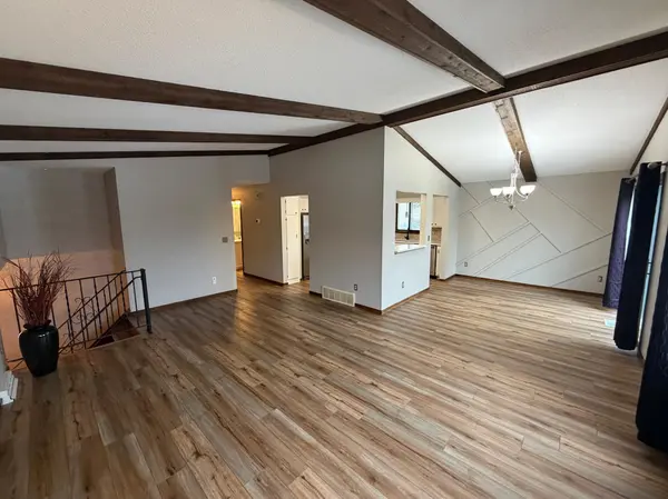8925 Bass Creek CT, Brooklyn Park, MN 55428