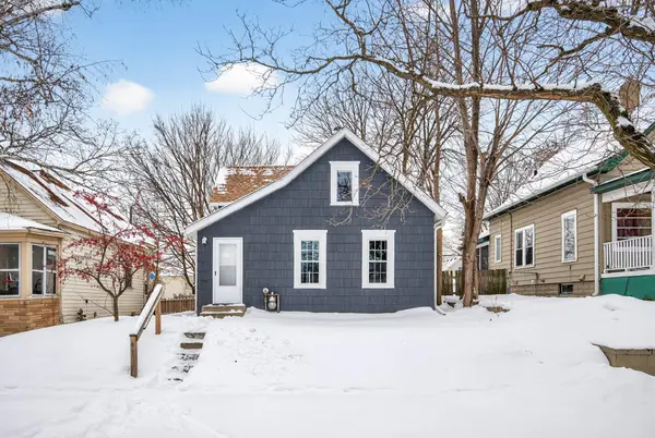 1332 Margaret ST, Saint Paul, MN 55106