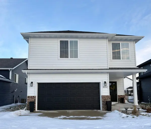 8040 Goldfinch DR, Horace, ND 58047