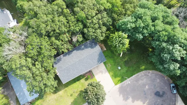 911 Radcliffe AVE, Altoona, WI 54720