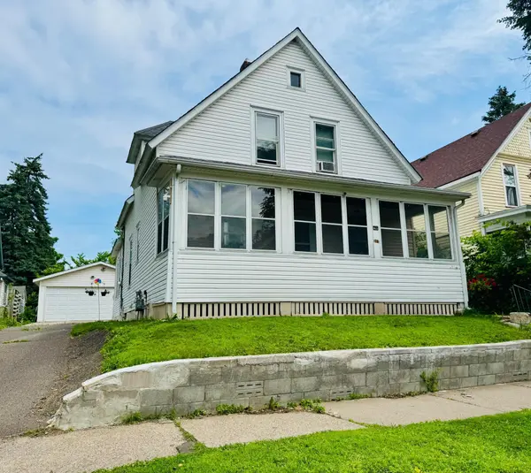 371 Sherburne AVE, Saint Paul, MN 55103