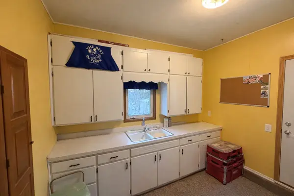 619 Main ST E, Caledonia, MN 55921