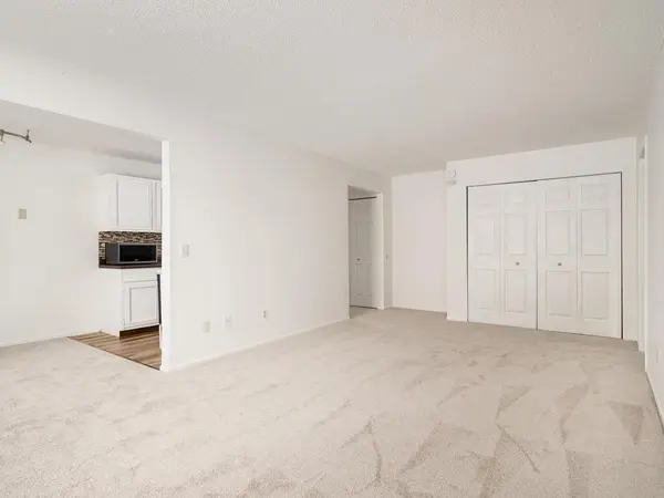 4430 Cedar Lake RD S #3, Saint Louis Park, MN 55416