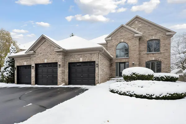 639 Carver Bluffs Pkwy, Carver, MN 55315