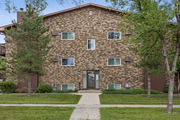 1129 22nd ST S #B09, Fargo, ND 58103