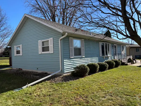 2316 Hallquist AVE, Red Wing, MN 55066