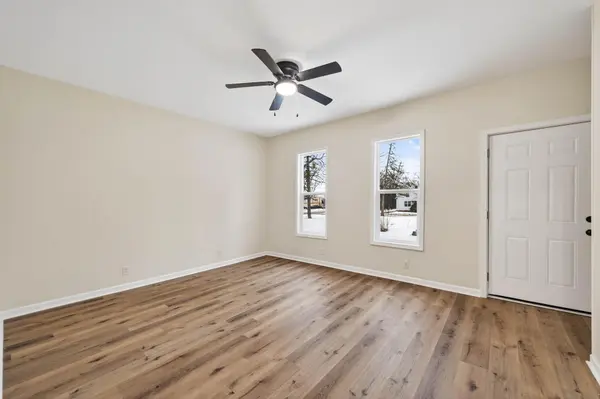 1216 County Road C E, Maplewood, MN 55109