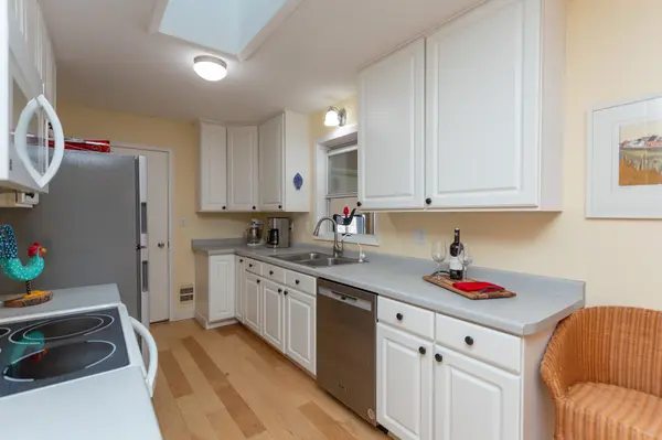 1020 Hawthorn ST, Red Wing, MN 55066