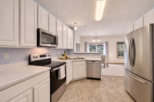 15334 Floret WAY #58, Apple Valley, MN 55124