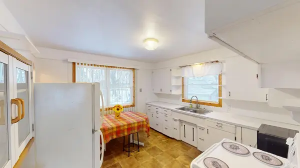 304 Secor ST N, Bricelyn, MN 56014