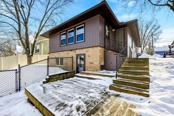 1411 Woodland AVE, Eau Claire, WI 54701