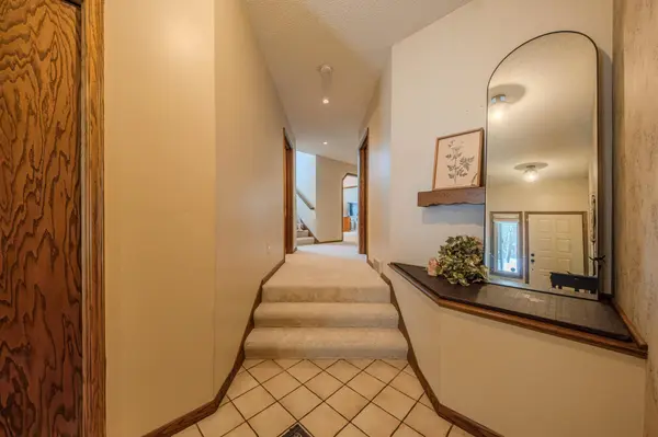 85 121st AVE NW, Coon Rapids, MN 55448