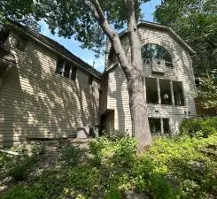 6323 Timber TRL, Edina, MN 55439