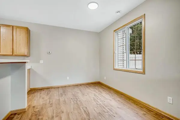 1819 Mockingbird AVE, Shakopee, MN 55379