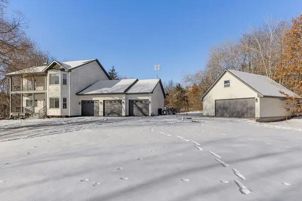 856 Polen DR, Hudson, WI 54016