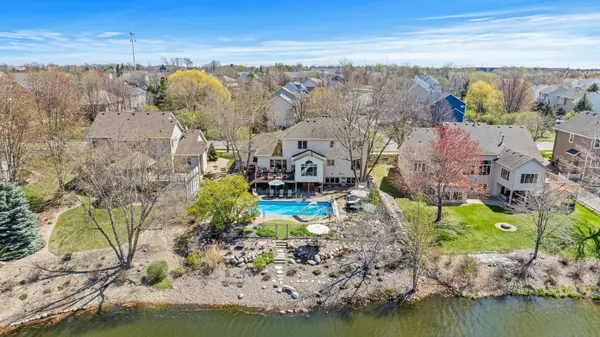 14217 Footbridge WAY, Apple Valley, MN 55124