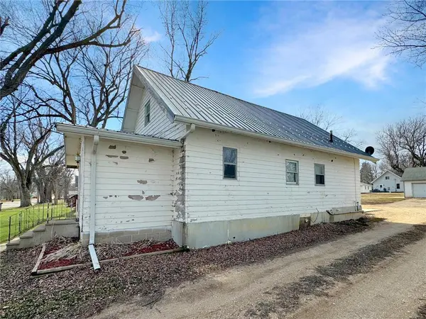 231 Washington AVE N, Balaton, MN 56115