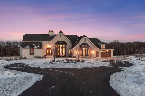 5671 Oakridge TRL S, Afton, MN 55001