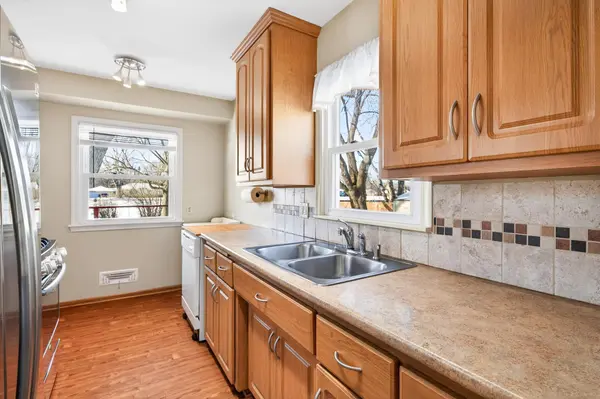8624 Columbus AVE S, Bloomington, MN 55420