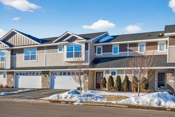2131 Bay DR, Lino Lakes, MN 55038