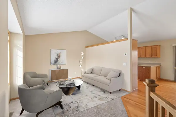23076 Creekview CT, Rogers, MN 55374