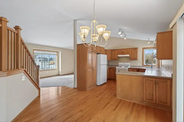 23076 Creekview CT, Rogers, MN 55374