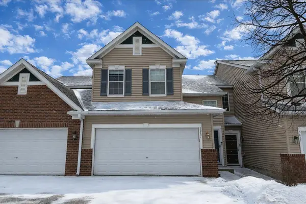 6887 Folkestone RD #712, Apple Valley, MN 55124