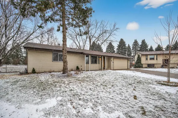 3734 Stacy CIR, White Bear Lake, MN 55110