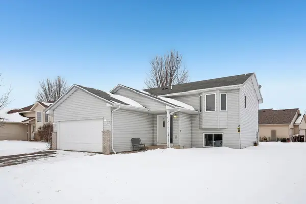 931 Shady Ridge LN, Braham, MN 55006