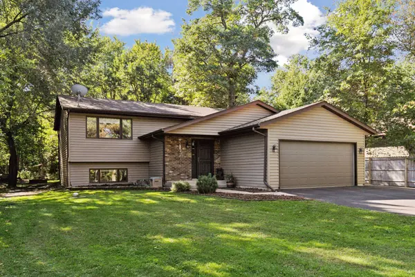 6924 230th AVE NE, Stacy, MN 55079