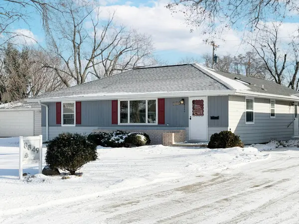 8849 Columbus AVE S,  Bloomington,  MN 55420