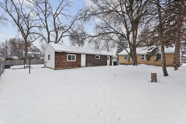 621 5th AVE S, Hopkins, MN 55343