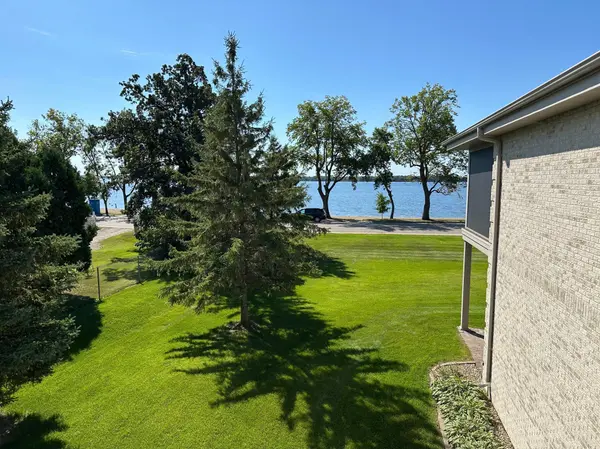 410 W Lake DR #204, Detroit Lakes, MN 56501