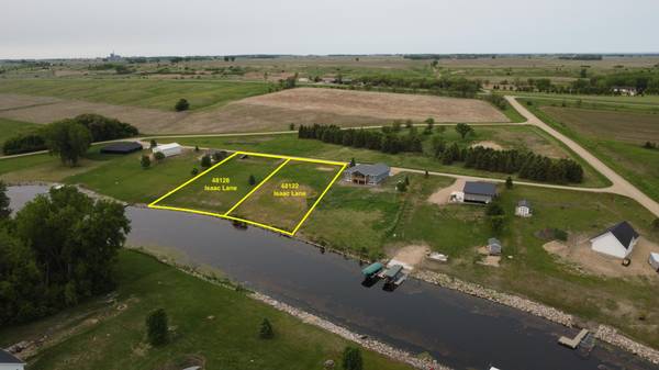 48128 Isaac LN, Big Stone City, SD 57216