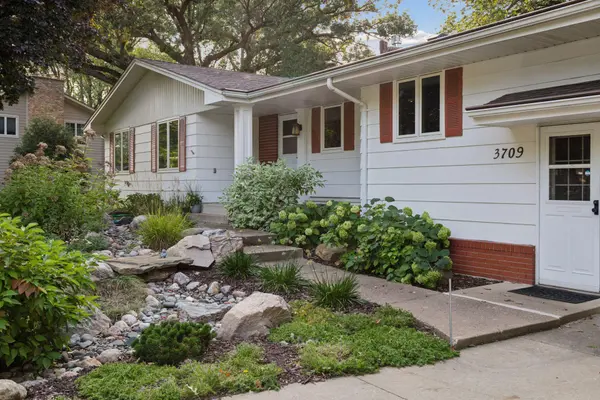 3709 W 104th ST, Bloomington, MN 55431