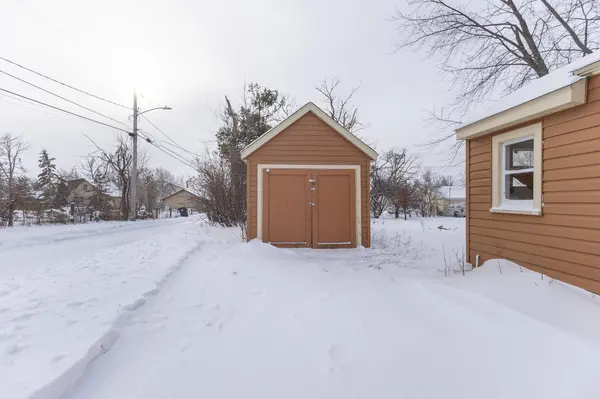 712 11th ST NW, Bemidji, MN 56601