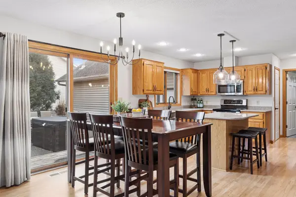 1333 Bucher AVE, Shoreview, MN 55126