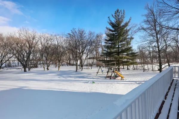 21276 County Road 7, Saint Augusta, MN 56301