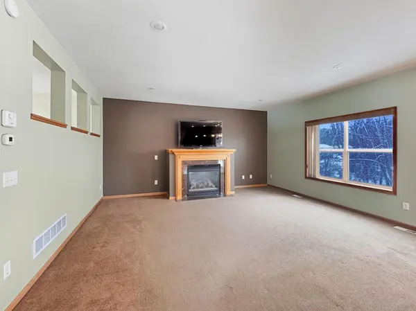 969 Kelly ST, Lino Lakes, MN 55014