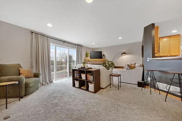 18636 Joplin AVE #104, Lakeville, MN 55044