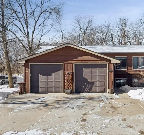 1022 20th AVE N,  South Saint Paul,  MN 55075