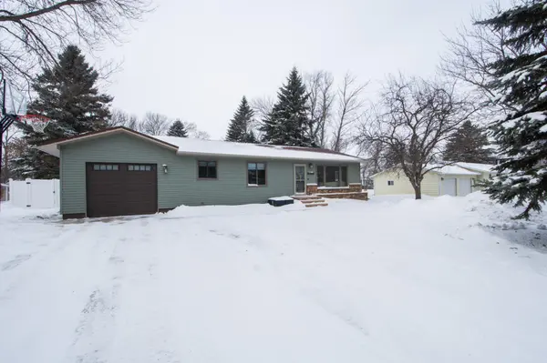 809 Westgate CIR, Hawley, MN 56549