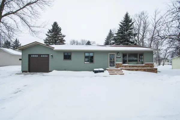 809 Westgate CIR,  Hawley,  MN 56549